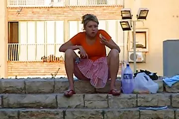 Nedves, vad és durva zuhanyfasz a tökéletes vörös hajú szépségért. kisfasz