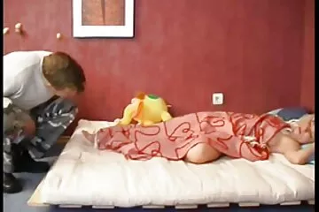 Amatőr szopás oriasfasz egy ragaszkodó ukrántól.