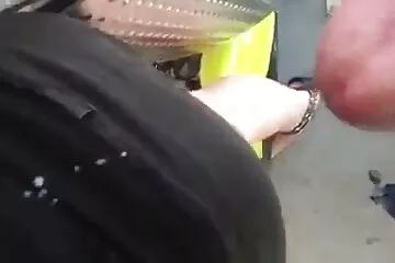 Házi feladat hatalmas farkak első személyben.