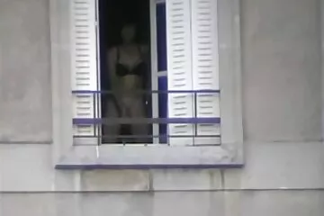 Első anális szex fiatal mostohanővérrel és néger farkak creampie.
