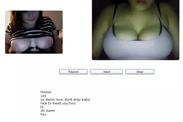 Vibrátor a puncijában, és én pénisz porno irányítom.