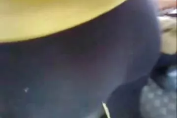 Gangbang három faszkiverés férfival és egy pornósztárral.